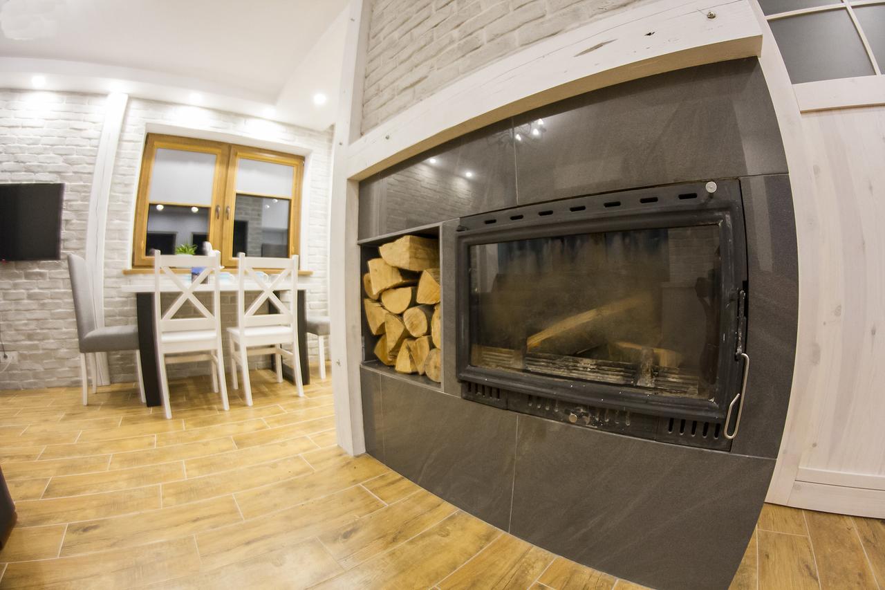 "Miedzy Gruszka A Sanem" Apartment เลสโก ภายนอก รูปภาพ