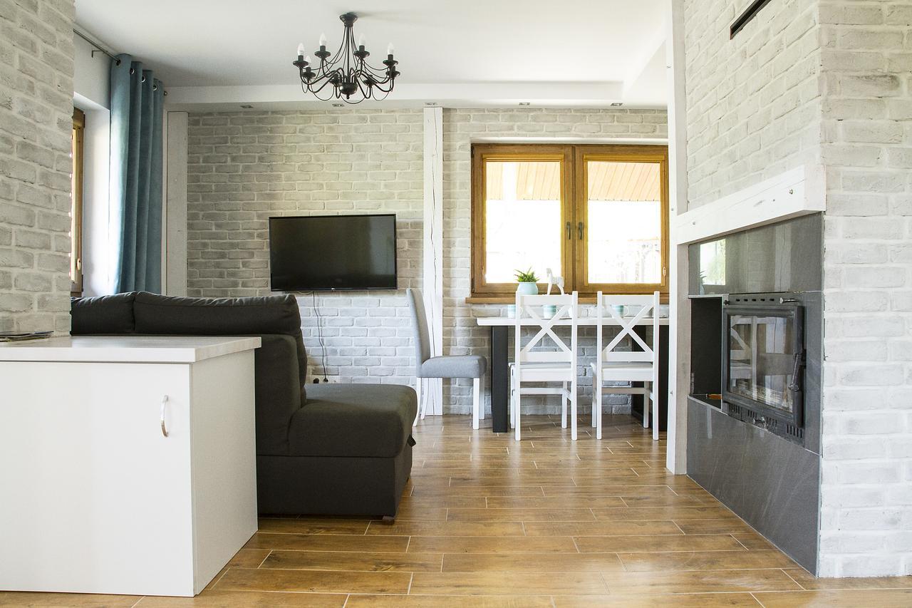 "Miedzy Gruszka A Sanem" Apartment เลสโก ภายนอก รูปภาพ